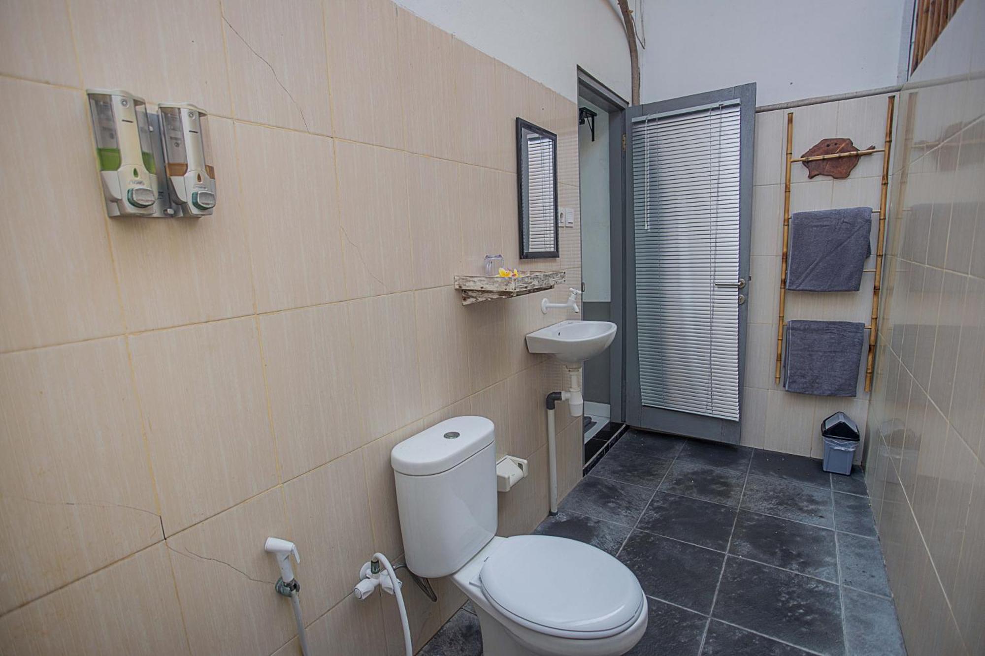 Jeje Fortis Guest House Nusa Lembongan  Ngoại thất bức ảnh